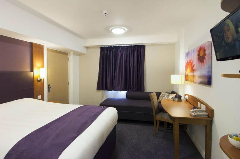 Premier Inn Premier Inn East Grinstead Felbridge Exterior photo
